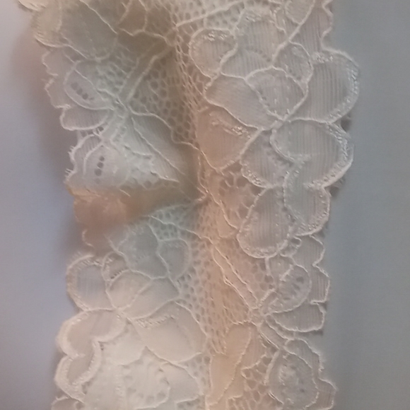 Bundle of Five, Assorted Colors, Sexy, Lacey, Camis(Sz M)❤️💚💙🤎🤍🌼 - Picture 6 of 16